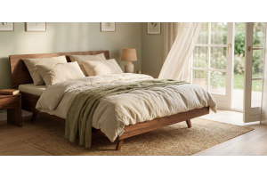 Een metaalvrij massief houten bed van Bedaffair in een natuurlijke en gezonde slaapkamer