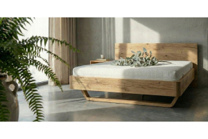 Een tencel matras van natuurlatex in een massief houten bed. Gezond slapen met goede ventilatie.