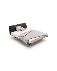 SHOWROOM SALE – Massief kernbeuken design bed Swing 160x200 cm (inclusief lattenbodems)