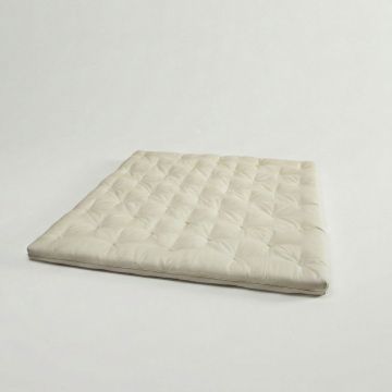 Topdekmatras / topper Superior van Bedaffair, handgemaakt in eigen atelier in Nederland. Biologisch katoenen tijk, biologisch katoen watten, biologische wol en dik gekruld paardenhaar